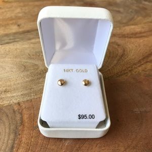 14KT Gold Stud Earrings
